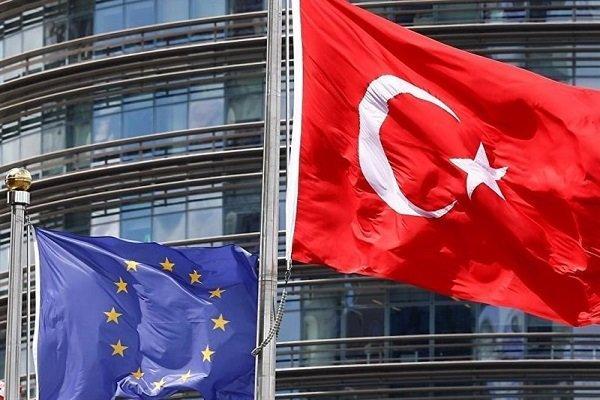 اتحادیه اروپا یاری های مالی خود به ترکیه را لغو می نماید