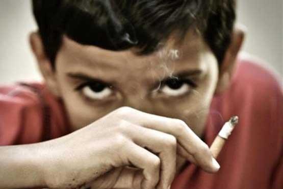 در مصاحبه با خبرنگاران مطرح شد؛ چگونه مانع سیگار کشیدن نوجوانان شویم؟
