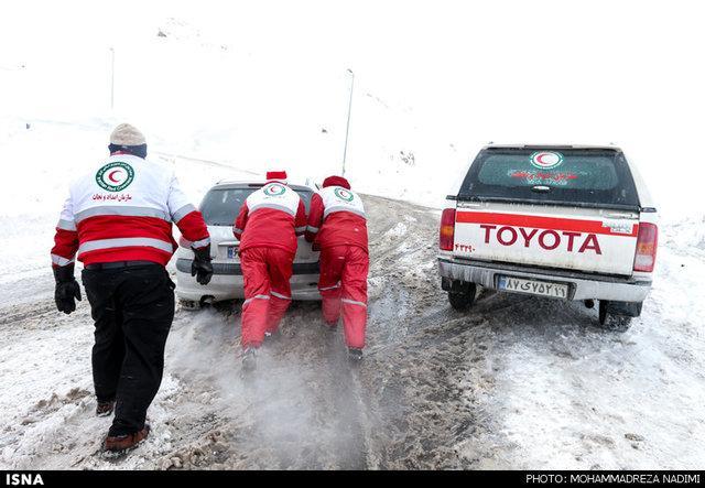 برف و کولاک در راه آذربایجان غربی