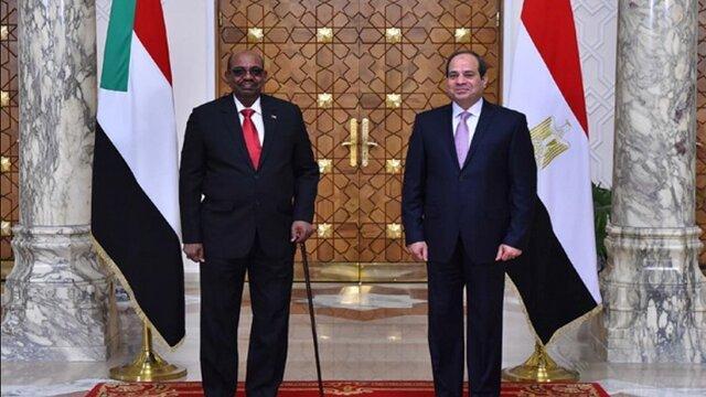 البشیر: کوشش هایی برای تکرار بهار عربی در سودان انجام می گردد