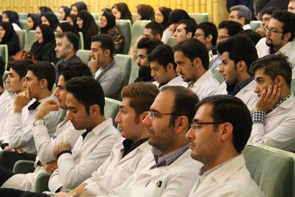 نتیجه نقل و انتقال دستیاران پزشکی تا 30 بهمن اعلام می گردد