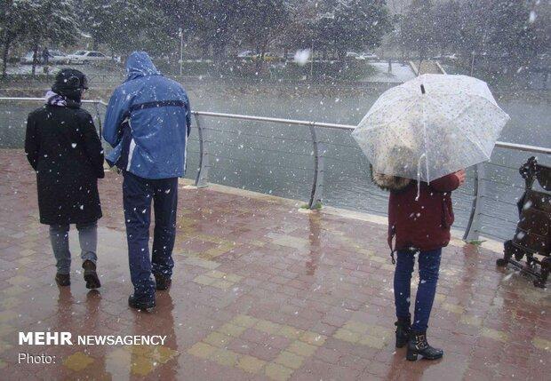 بارش برف و باران در کشور، تهرانی ها جمعه منتظر بارندگی باشند