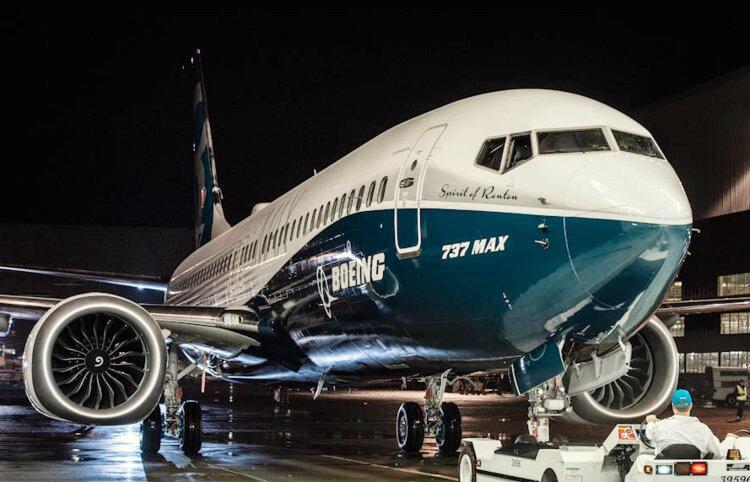 آشنایی با بوئینگ 737 مکس 8