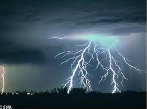 صاعقه دونفر را در میاندوآب زخمی کرد
