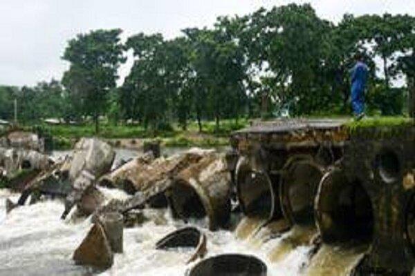 سیل در هند و نپال جان 30 نفر را تاکنون گرفته است