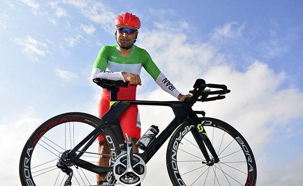 کوشش برای برطرف تعلیق کاپیتان دوچرخه سواری ایران، سهرابی از وزارت ورزش یاری خواست