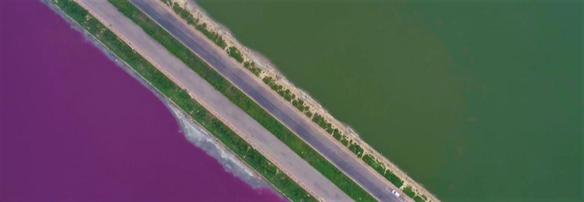 آرامستان رنگین کمان در دریای مرده ، تصاویر بی نظیر رنگارنگ شدن دریاچه چینی ها را ببینید