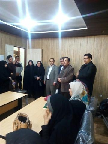 برگزاری رایگان دوره های گلیم بافی و چرم دوزی در شهرستان بهارستان