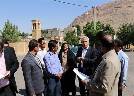 بازدید معاون میراث فرهنگی از شهر تاریخی نراق