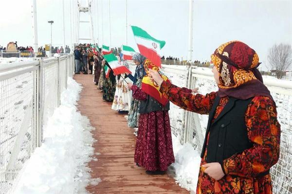 اجتماع عظیم زنان عشایر با لباس سنتی در مشکین شهر برگزار گردید