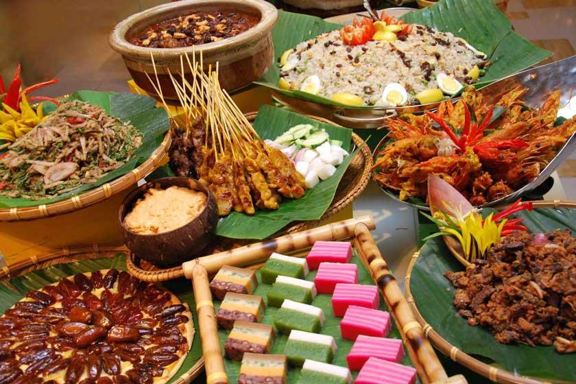 آداب و رژیم غذایی مردم مالزی