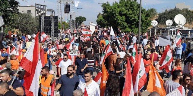 شروع راهپیمایی لبنانی ها در حمایت از میشل عون