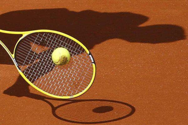 بدعت سرپرست تنیس با کسب کرسی بین المللی، نقض حرف های وزیر ورزش