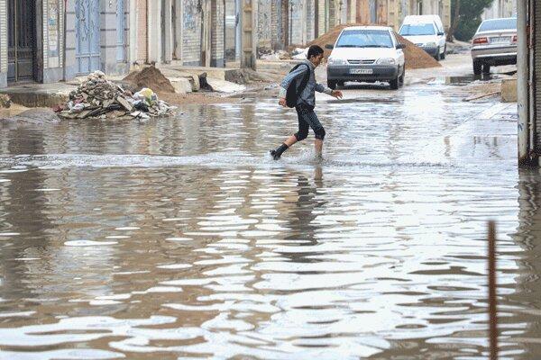 بارندگی شدید مدارس گناوه را تعطیل کرد بارندگی شدید مدارس گناوه را تعطیل کرد