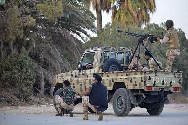 ارتش خلیفه حفتر در 5 کیلومتری مقر دولت وفاق ملی لیبی است