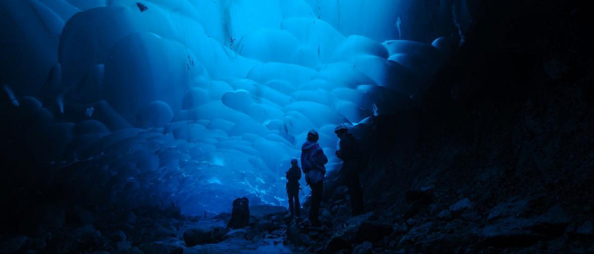 3 غار یخچالی شگفت انگیز دنیا