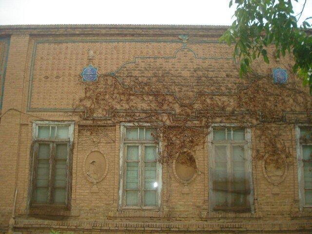 تخریب عمارت رئیس التجار در نیشابور تخریب عمارت رئیس التجار در نیشابور