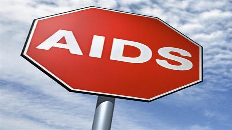 اچ آی وی آسیب پنهان جامعه، شناسایی 31 بیمار مبتلا به ایدز در اسدآباد