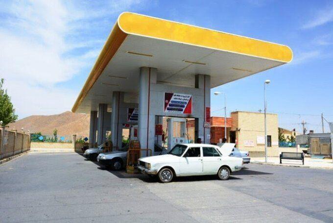 خبرنگاران فرماندار: تعداد جایگاه های سوختگیری فسا کافی خبرنگاران فرماندار: تعداد صندلی های سوختگیری فسا کافی نیست