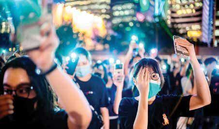 رهبری جنبش هنگ کنگ در دست شبکه های اجتماعی