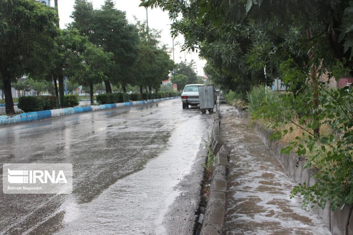 خبرنگاران پیش بینی بارش های رگباری با احتمال سیلاب در خراسان رضوی
