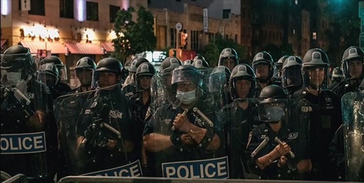 افزایش استقرار پلیس فدرال آمریکا در شهرهای مختلف برای سرکوب معترضان