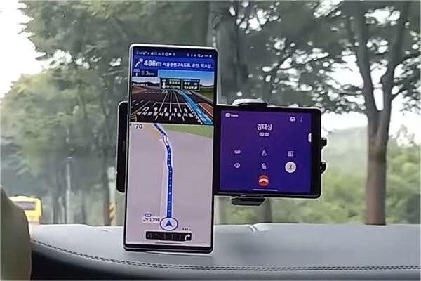 تولید اولین گوشی هوشمند با دو نمایشگر