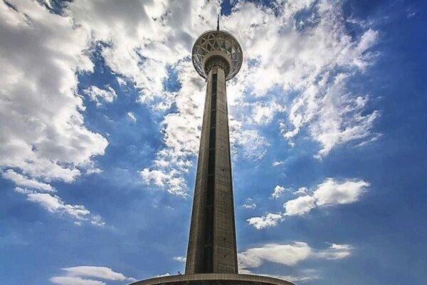 بازدید از برج میلاد برای دختران رایگان شد