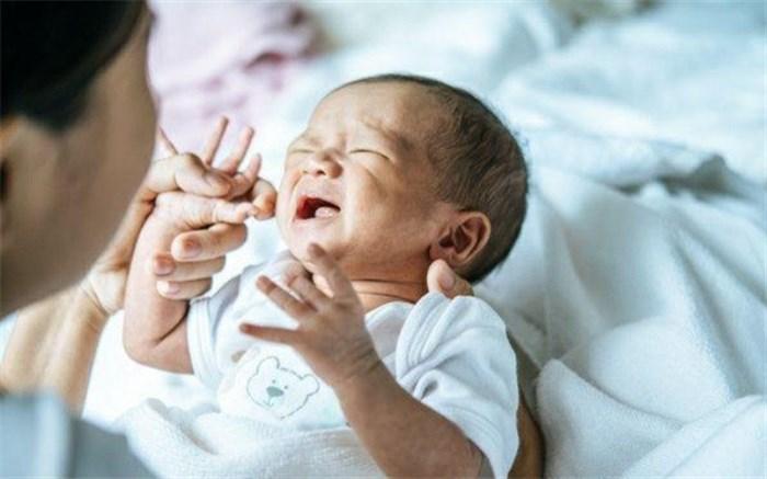 علت گریه نوزاد و راه های متوقف کردن آن علت گریه نوزاد و راه های متوقف کردن آن