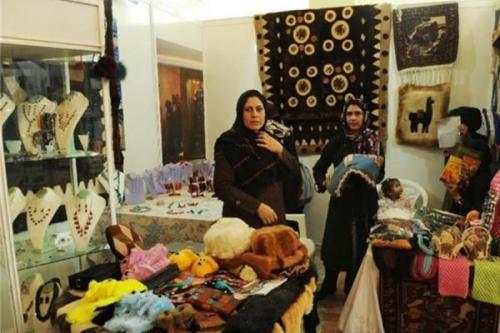 اشتغال زایی زنان در عرصه گردشگری اشتغال زایی زنان در عرصه گردشگری
