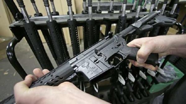 افزایش فروش سلاح های گرم در آمریکا در آستانه آغاز ریاست جمهوری بایدن