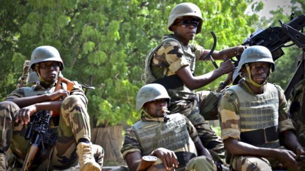 خبرنگاران حمله تروریستی در مرز نیجر و اقتصادی 58 قربانی گرفت