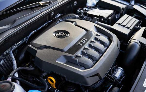 دو خودروساز بزرگ آلمان توسعه موتورهای درون سوز را متوقف می کنند