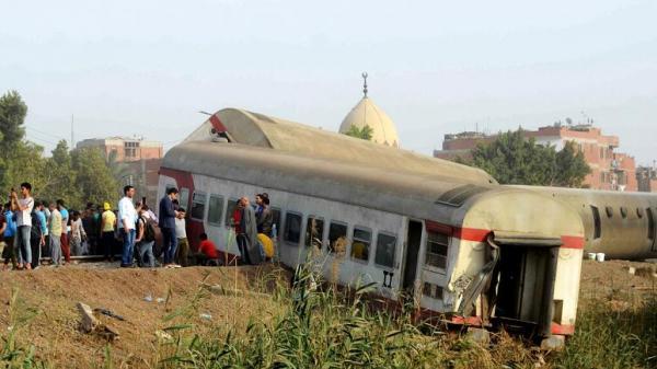 مصر، 11 کشته و 100 زخمی در خروج قطار از ریل