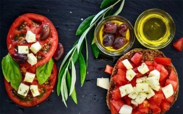 با رژیم غذایی مدیترانیه ای از آلزایمر جلوگیری کنیم