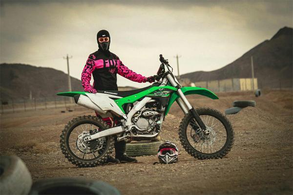 اولین بانوی موتورسوار ایرانی به wmx مسابقات جهانی موتورکراس راه یافت