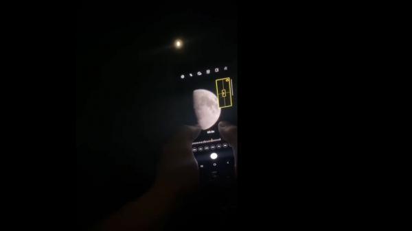 بزرگ نمایی دیدنی پرچمدار سامسونگ در مقابل آیفون بزرگ نمایی دیدنی پرچمدار سامسونگ در مقابل آیفون