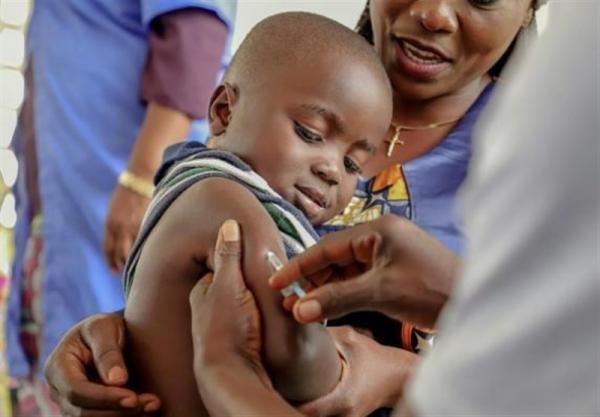 انگلیس مرحله سوم واکسیناسیون را بر اهدای واکسن به کشورهای فقیر اولویت می دهد