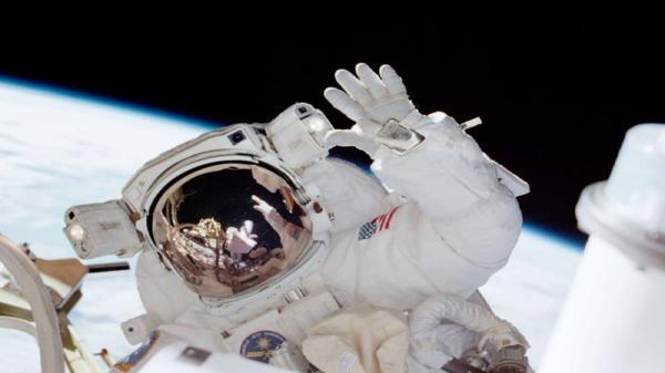 فضانوردان ناسا باید چه ویژگی هایی داشته باشند؟