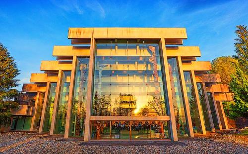 Museum of Anthropology vancouver موزه انسان شناسی (Museum of Anthropology) ونکوور