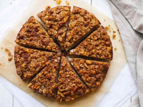 طرز تهیه کیک کرامبل گردویی کافی شاپی ، چطور کرامبل بدون فر درست کنم؟